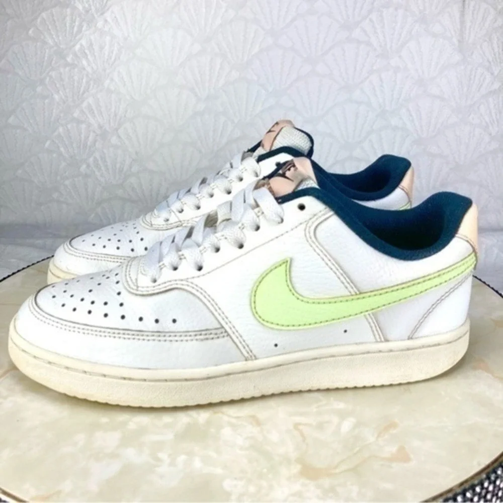 Nike Court Vision Low Leather Shoes Womens 7 White Sporty Casual Retro Sneakers